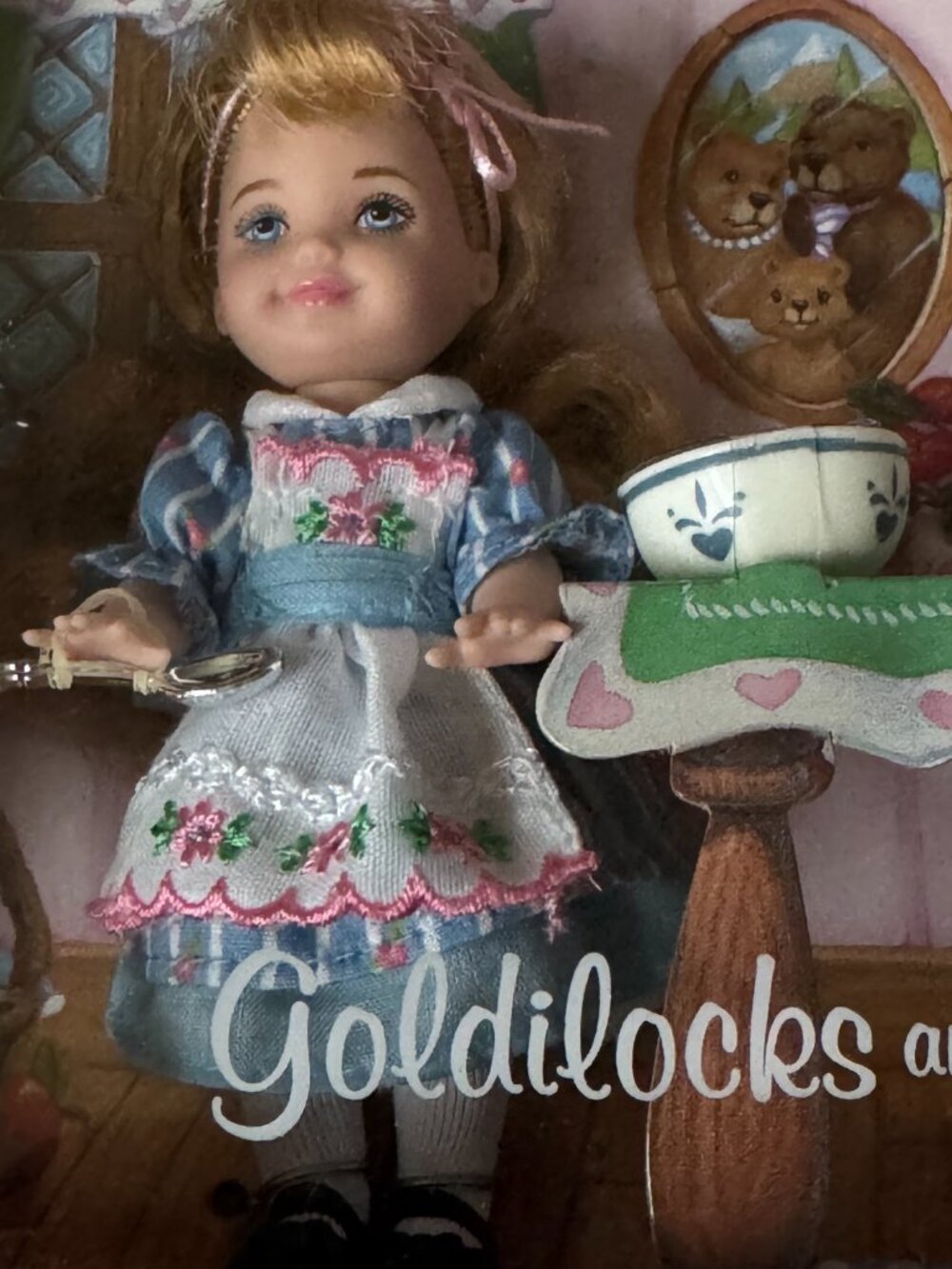 Kelly Goldilocks 3 Bears Barbie Storybook Favorites NEW Mattel Collector Edition - Picture 2 of 8